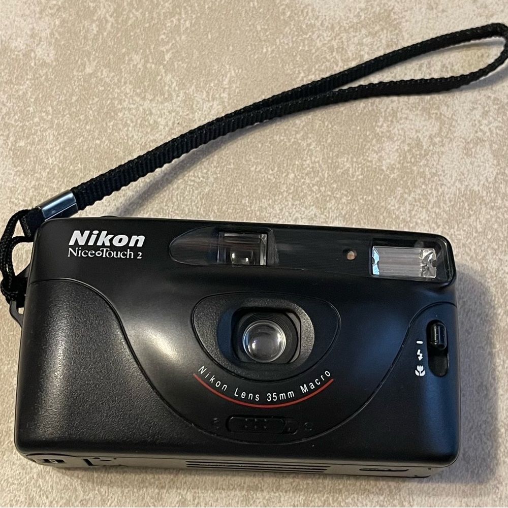 Nikon NiceTouch 2 Black 35mm Film Camera